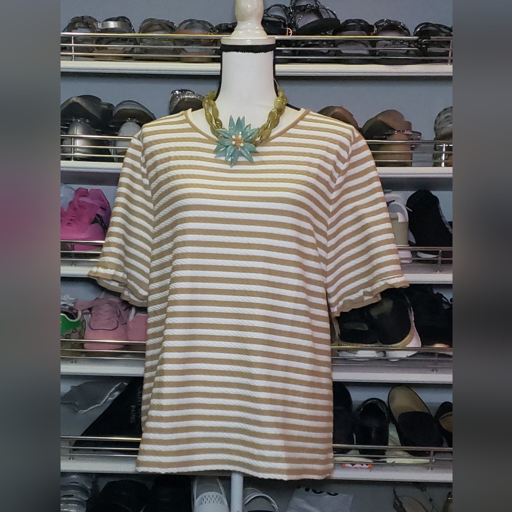 CLEARANCE Ann Taylor Striped Top